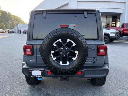 Used 2024 Jeep Wrangler Unlimited Rubicon 4xe AWD/4WD image 6