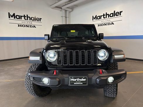 Used 2026 Jeep Wrangler Unlimited Rubicon AWD/4WD image 2