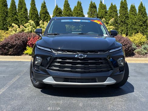 Used 2023 Chevrolet Blazer LT w/ Midnight/Sport Edition FWD image 5