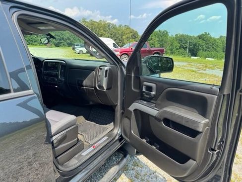 Used 2017 Chevrolet Silverado 1500 LT w/ All Star Edition AWD/4WD image 15