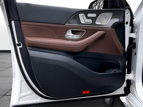 Certified 2025 Mercedes-Benz GLE 63 AMG S image 23