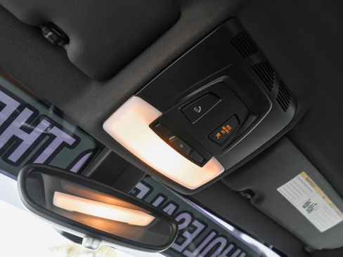 Used 2017 BMW 230i Coupe image 23