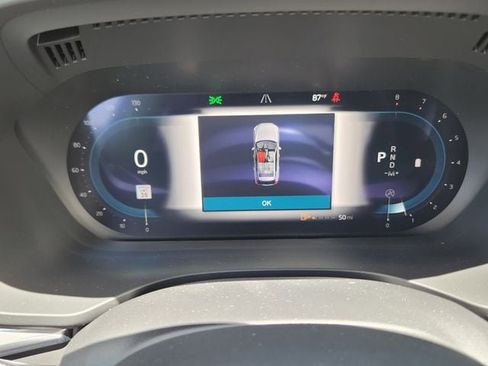 New 2025 Volvo XC60 B5 Core w/ Climate Package image 19