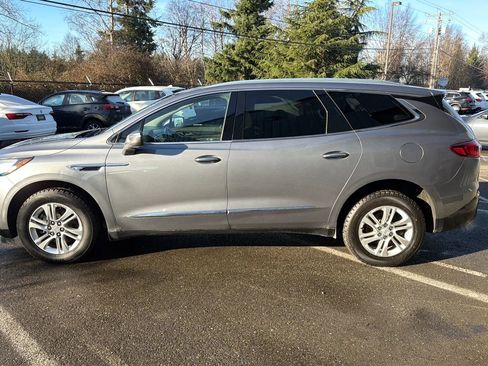 Used 2019 Buick Enclave Essence image 6