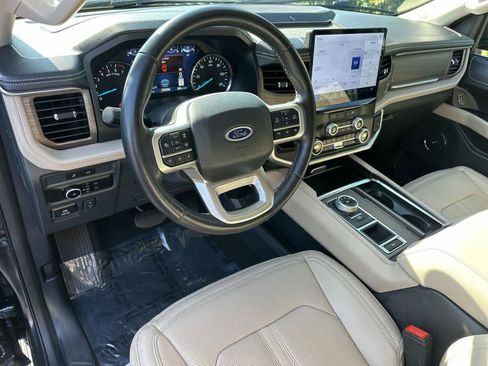 Used 2024 Ford Expedition Max Limited image 2