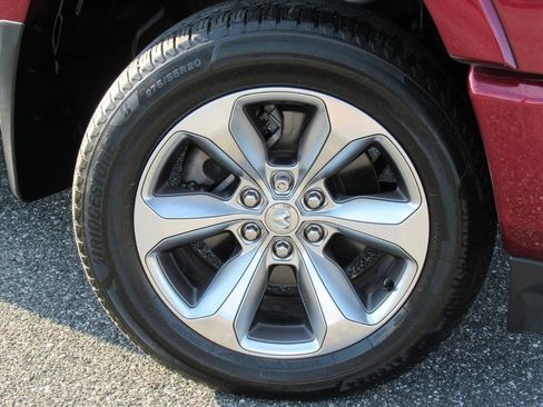 Used 2019 RAM 1500 Limited image 7