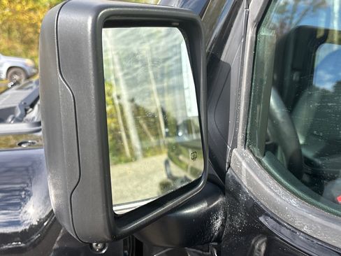 Used 2021 Jeep Wrangler Unlimited Sahara image 37