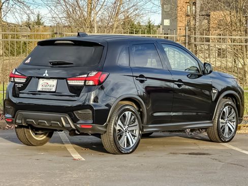 Used 2024 Mitsubishi Outlander Sport ES image 4