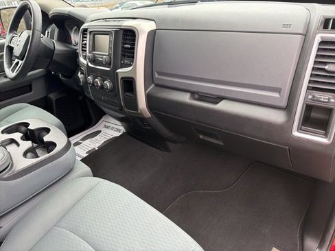 Used 2017 RAM 1500 Classic SLT image 30