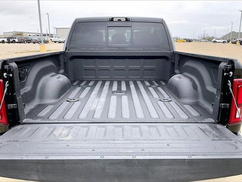 New 2026 RAM 3500 Laramie w/ Towing Technology Group image 21