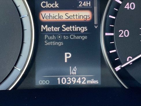 Used 2017 Lexus RX 450h AWD image 25