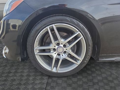 Used 2016 Mercedes-Benz E 350 Sedan image 36