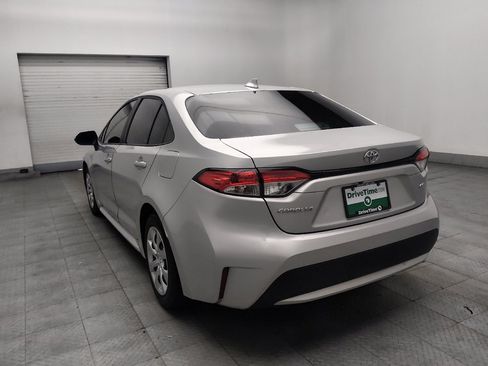 Used 2022 Toyota Corolla LE FWD image 5