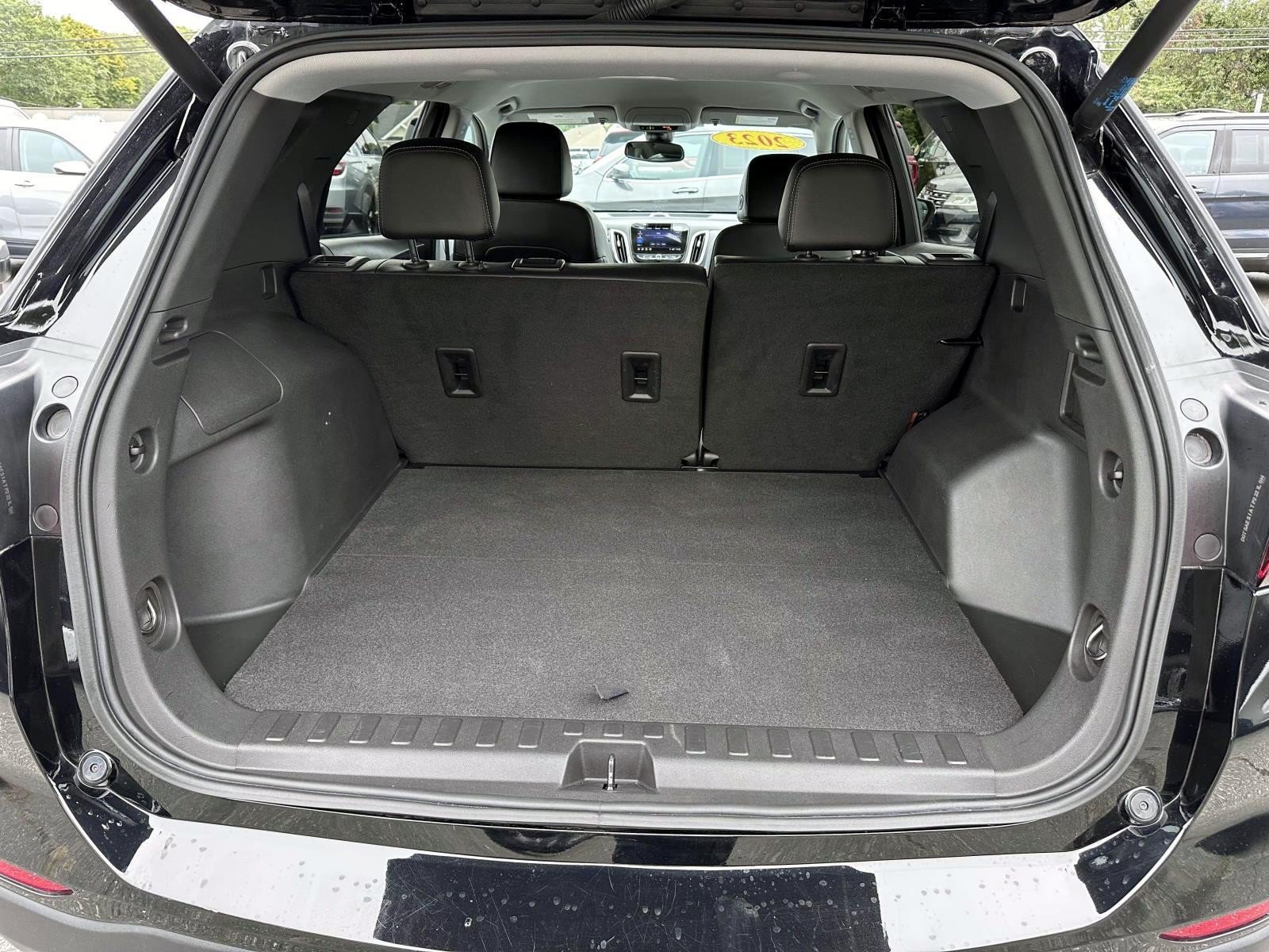 Used 2023 Chevrolet Equinox Premier AWD/4WD image 7