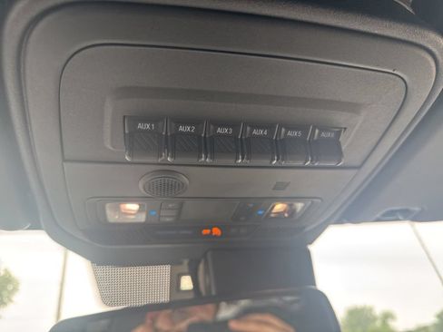 Used 2023 Ford Bronco Wildtrak AWD/4WD image 24