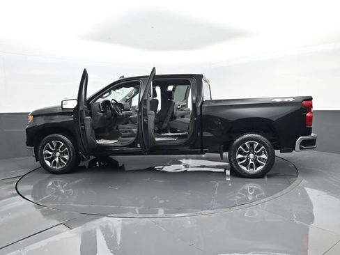 Used 2023 Chevrolet Silverado 1500 LT AWD/4WD image 30