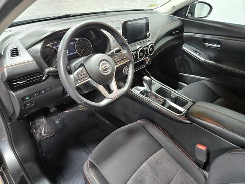 Used 2021 Nissan Sentra SR FWD image 12