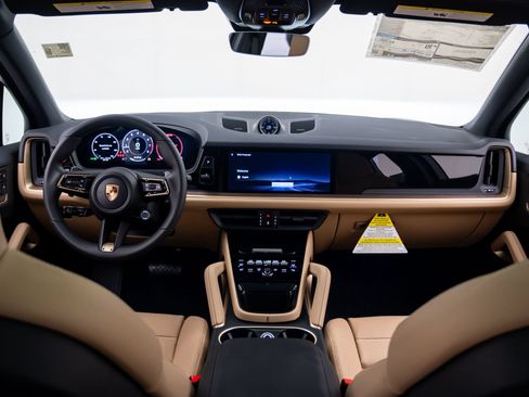New 2026 Porsche Cayenne AWD/4WD image 11