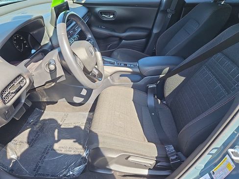 Used 2024 Honda HR-V Sport image 26