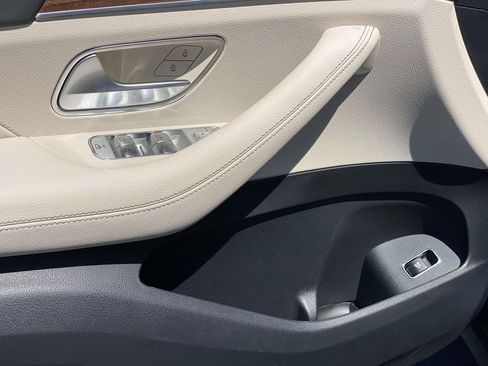 Certified 2025 Mercedes-Benz GLE 350 4MATIC image 17