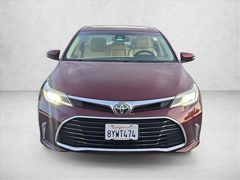 Used 2018 Toyota Avalon Touring w/ All Weather Liner Package FWD image 2