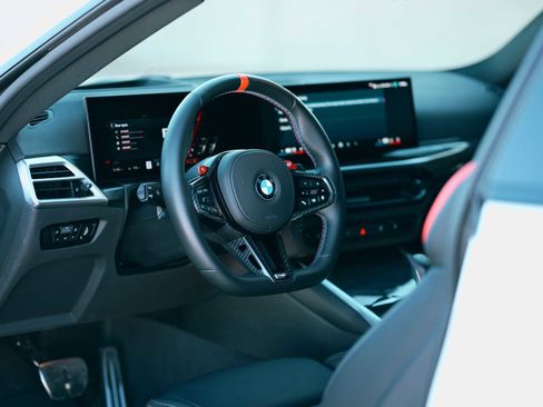 Used 2025 BMW M2 w/ Lighting Package image 18