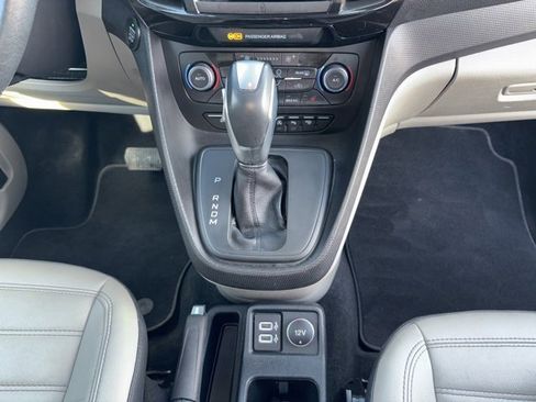 Used 2020 Ford Transit Connect Titanium w/ Trailer Tow Package image 9