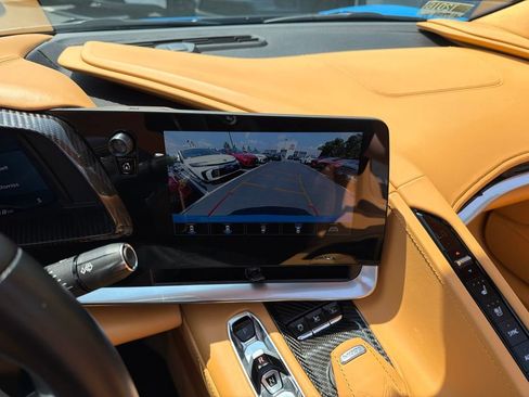 Used 2021 Chevrolet Corvette Stingray Premium Conv w/ Z51 Performance Package RWD image 22