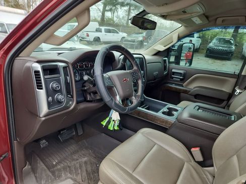 Used 2017 Chevrolet Silverado 1500 LT w/ Texas Edition image 13