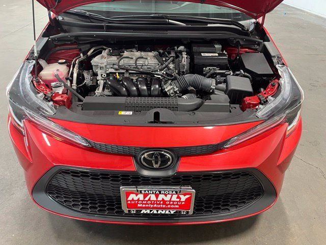 Used 2020 Toyota Corolla LE w/ Carpet Mat Package (TMS) FWD image 9