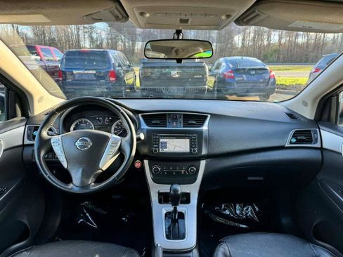 Used 2015 Nissan Sentra SV w/ Style Package image 16