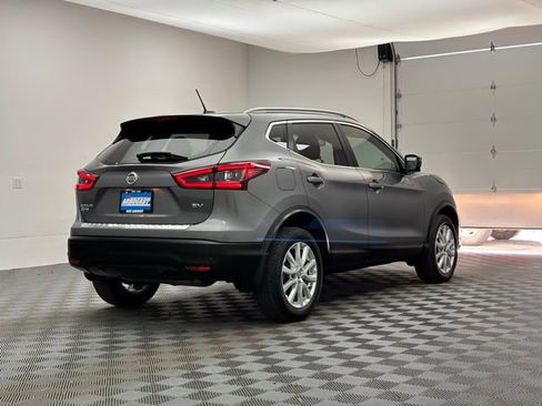 Used 2022 Nissan Rogue Sport SV w/ Technology Package FWD image 7