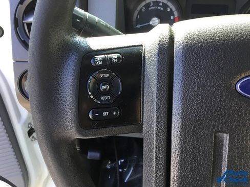 Used 2015 Ford F250 XL w/ Power Equipment Group image 39