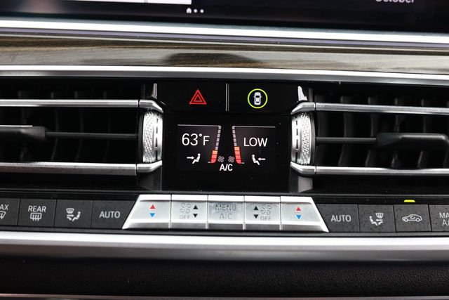 Used 2020 BMW X7 xDrive40i w/ Premium Package AWD/4WD image 48