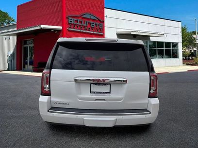 Used 2019 GMC Yukon Denali w/ Denali Ultimate Package
