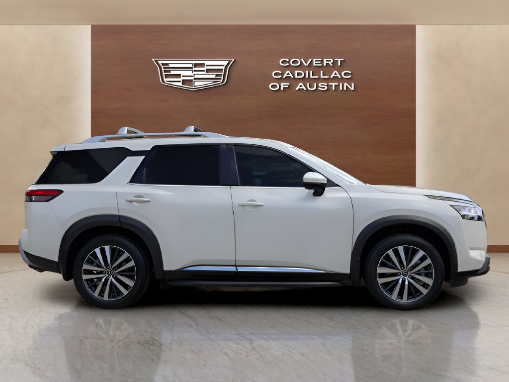 Used 2022 Nissan Pathfinder Platinum w/ Lighting Package (N93) FWD image 5