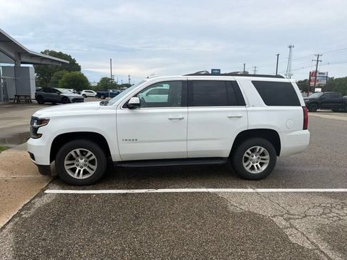 Used 2019 Chevrolet Tahoe LT w/ Max Trailering Package AWD/4WD image 2