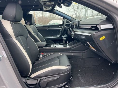 New 2026 Kia K5 GT-Line image 16