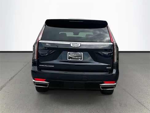 Used 2023 Cadillac Escalade Premium Luxury w/ LPO, Radiant Package image 6