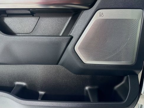 Used 2024 Ford F350 Platinum w/ FX4 Off-Road Package image 15