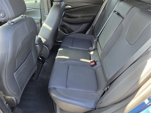 Used 2021 Buick Encore GX Select image 11