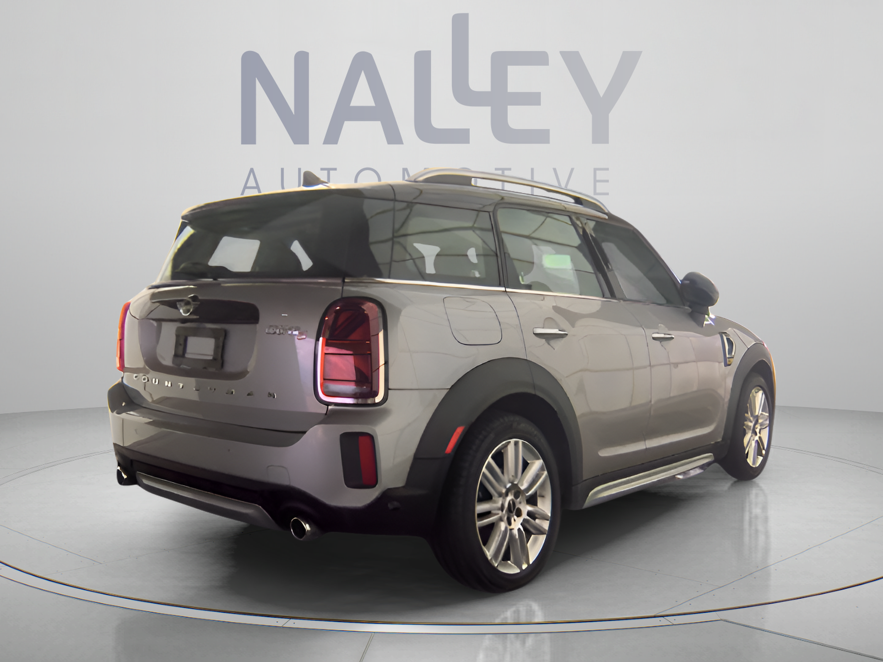 Used 2023 MINI Cooper Countryman S FWD image 4