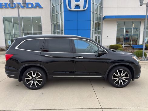 Used 2021 Honda Pilot Touring image 4