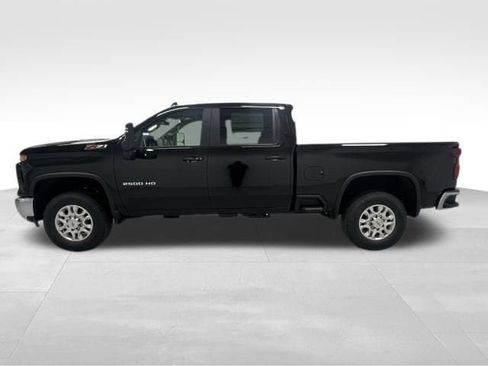 New 2026 Chevrolet Silverado 2500 LT w/ All Star Edition AWD/4WD image 4
