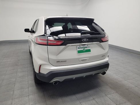 Used 2019 Ford Edge SEL w/ Equipment Group 201A FWD image 6