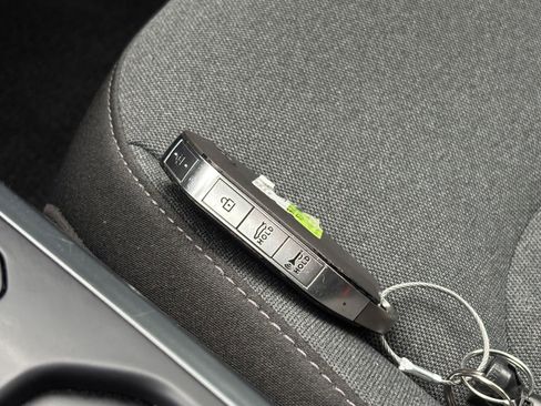 Used 2025 Kia K4 LXS image 21