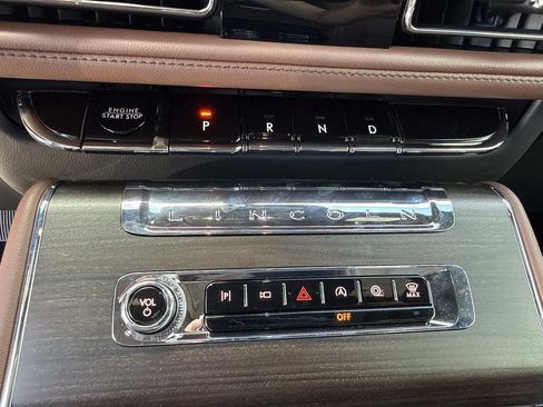 New 2026 Lincoln Aviator Reserve AWD/4WD image 29