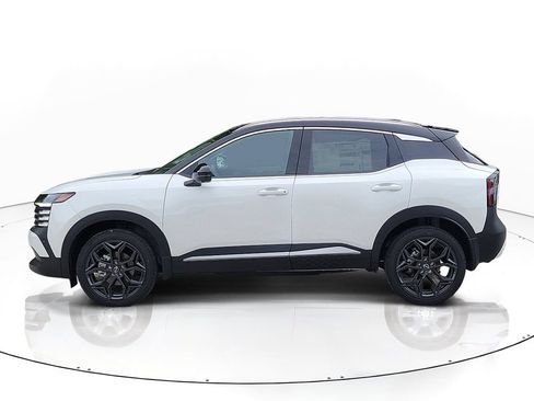 New 2026 Nissan Kicks SR w/ SR Premium Package AWD/4WD image 5