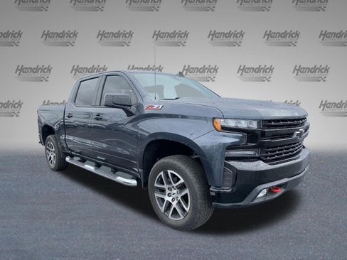 Used 2020 Chevrolet Silverado 1500 LT Trail Boss image 2