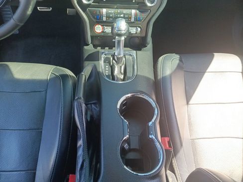 Used 2016 Ford Mustang Premium RWD image 28